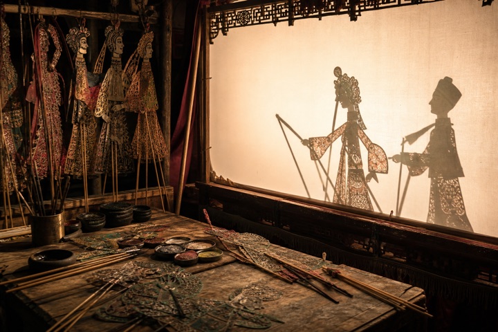 Backstage tools and screen for Chinese shadow puppetry performance